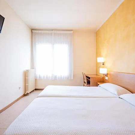 La Perla Hotel 2*